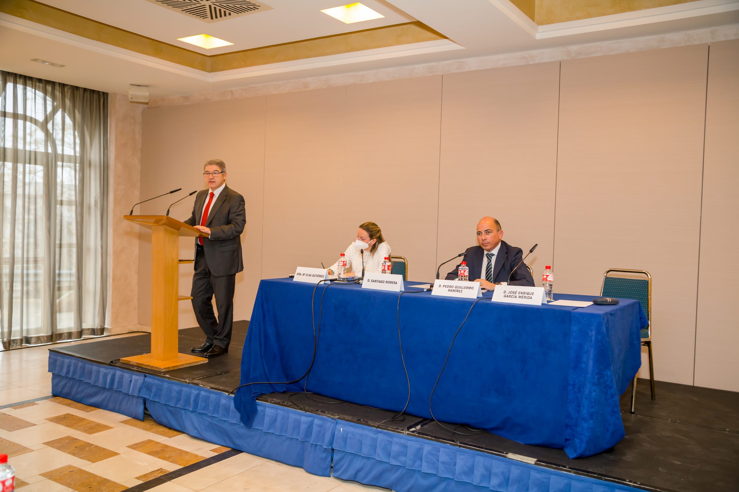 El Consejo Regional de Mediadores de Seguros de Castilla-La Mancha participa en el Simposium Nacional del Sector Funerario en Toledo